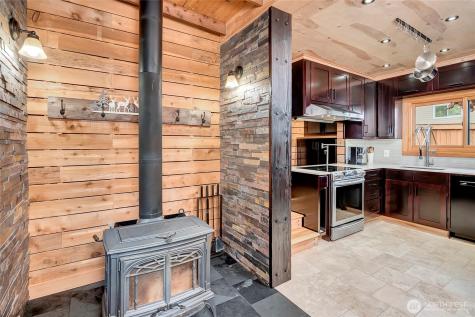 24123 7th Avenue W Bothell WA 98021