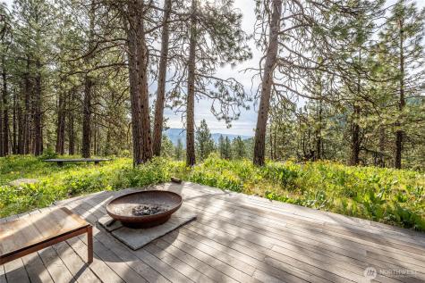 329 First Grade Road Leavenworth WA 98826