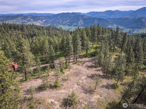 329 First Grade Road Leavenworth WA 98826