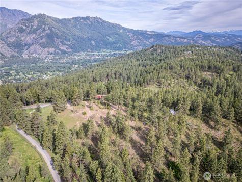 329 First Grade Road Leavenworth WA 98826