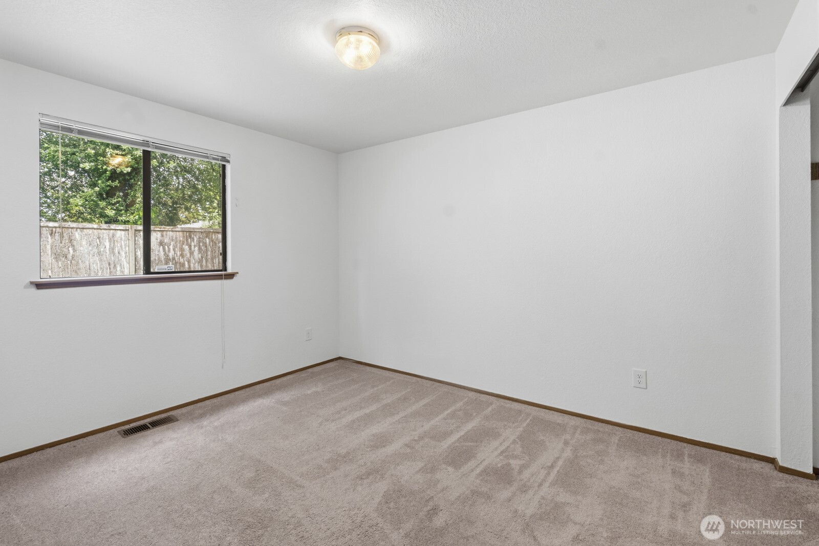 611 Phoenix Street NE Olympia WA 98506