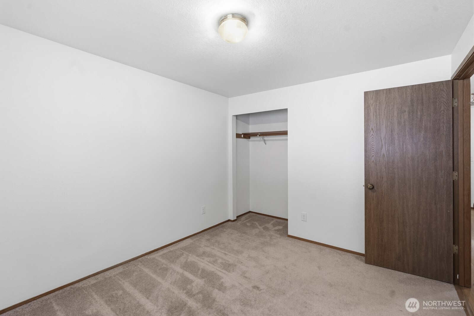 611 Phoenix Street NE Olympia WA 98506