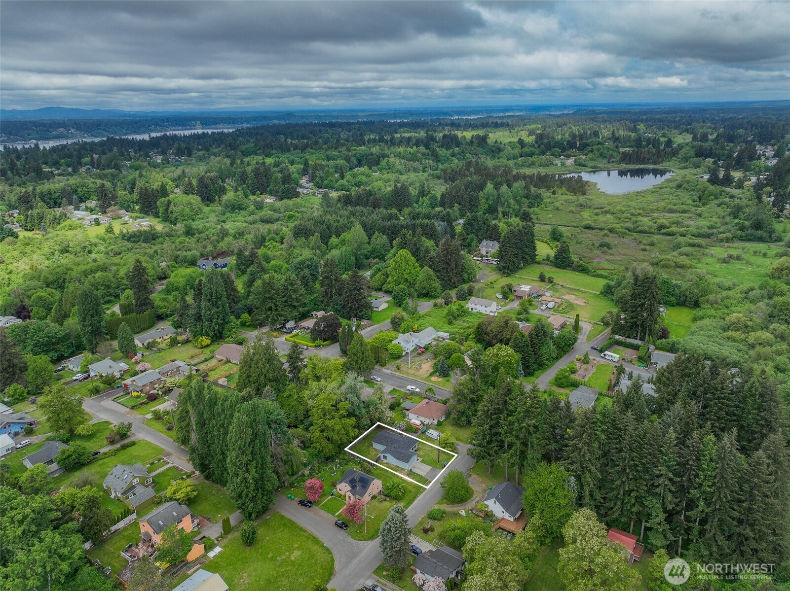 611 Phoenix Street NE Olympia WA 98506