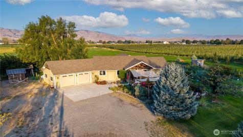 129 Robinson Canyon Road Omak WA 98841