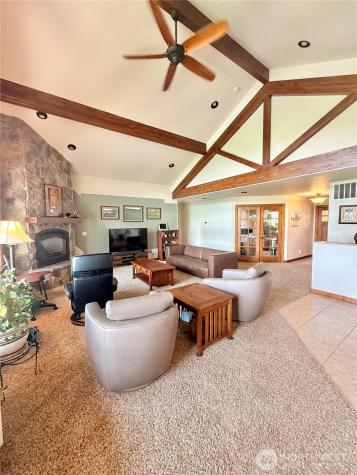 129 Robinson Canyon Road Omak WA 98841