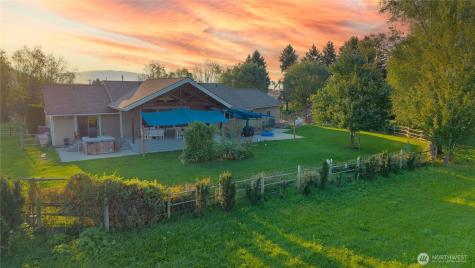 129 Robinson Canyon Road Omak WA 98841