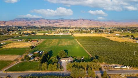 129 Robinson Canyon Road Omak WA 98841