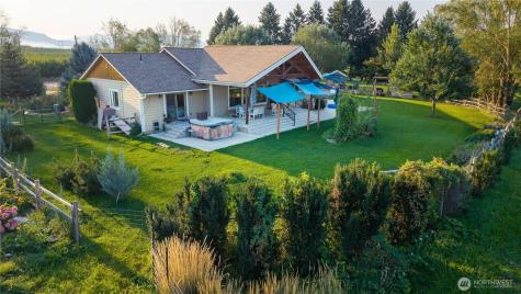 129 Robinson Canyon Road Omak WA 98841