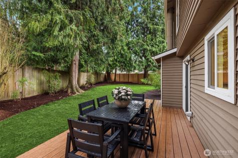 4222 205th Place NE Sammamish WA 98074