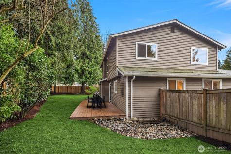 4222 205th Place NE Sammamish WA 98074