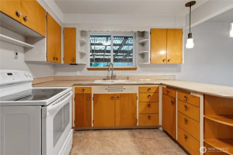 12019 Bingham Avenue E Tacoma WA 98446