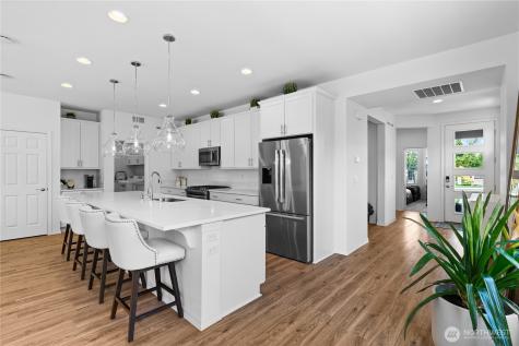 15215 182nd Avenue E Bonney Lake WA 98391