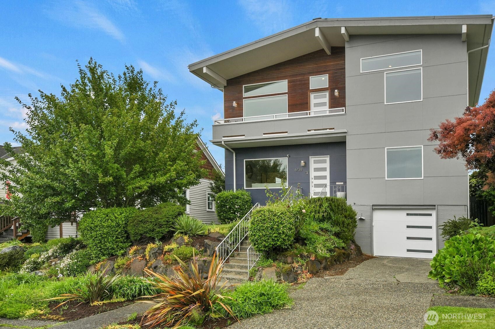 6738 36th Avenue SW Seattle WA 98126