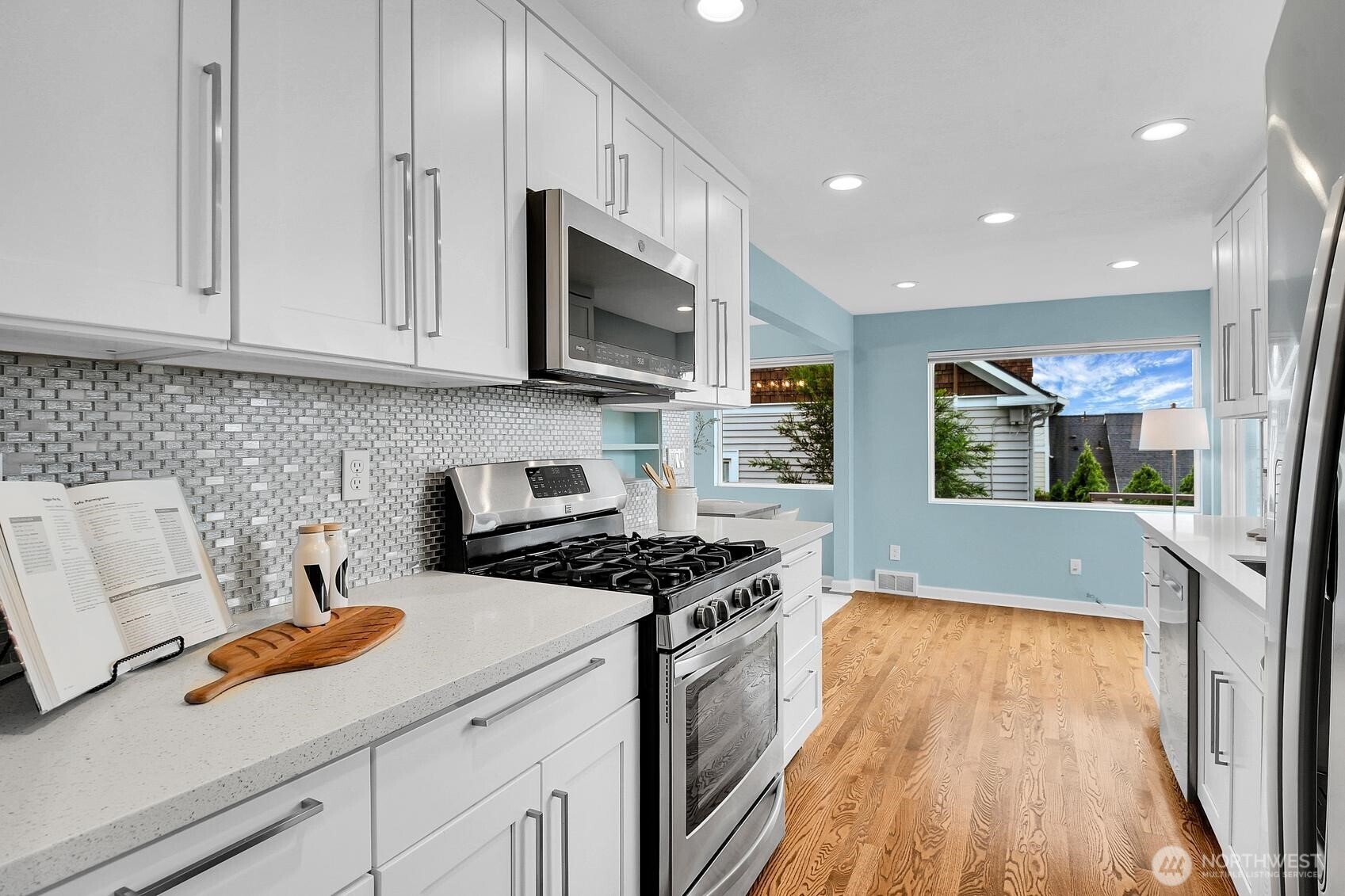 6738 36th Avenue SW Seattle WA 98126