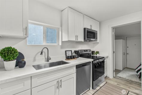 1908 S 43rd Street Tacoma WA 98418