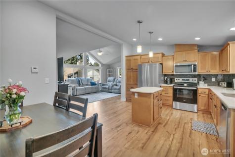 8816 215th Street Ct E Graham WA 98338