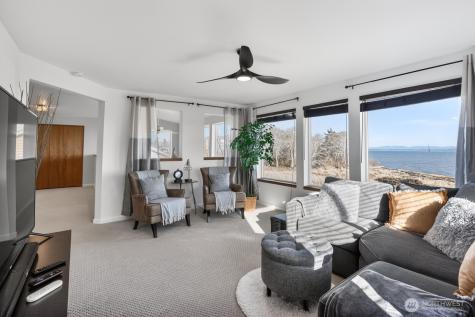 120 Sunrise Avenue SE Ocean Shores WA 98569