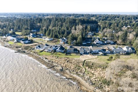 120 Sunrise Avenue SE Ocean Shores WA 98569