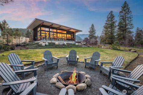 9275 Lone Pine Orchards Road Leavenworth WA 98826