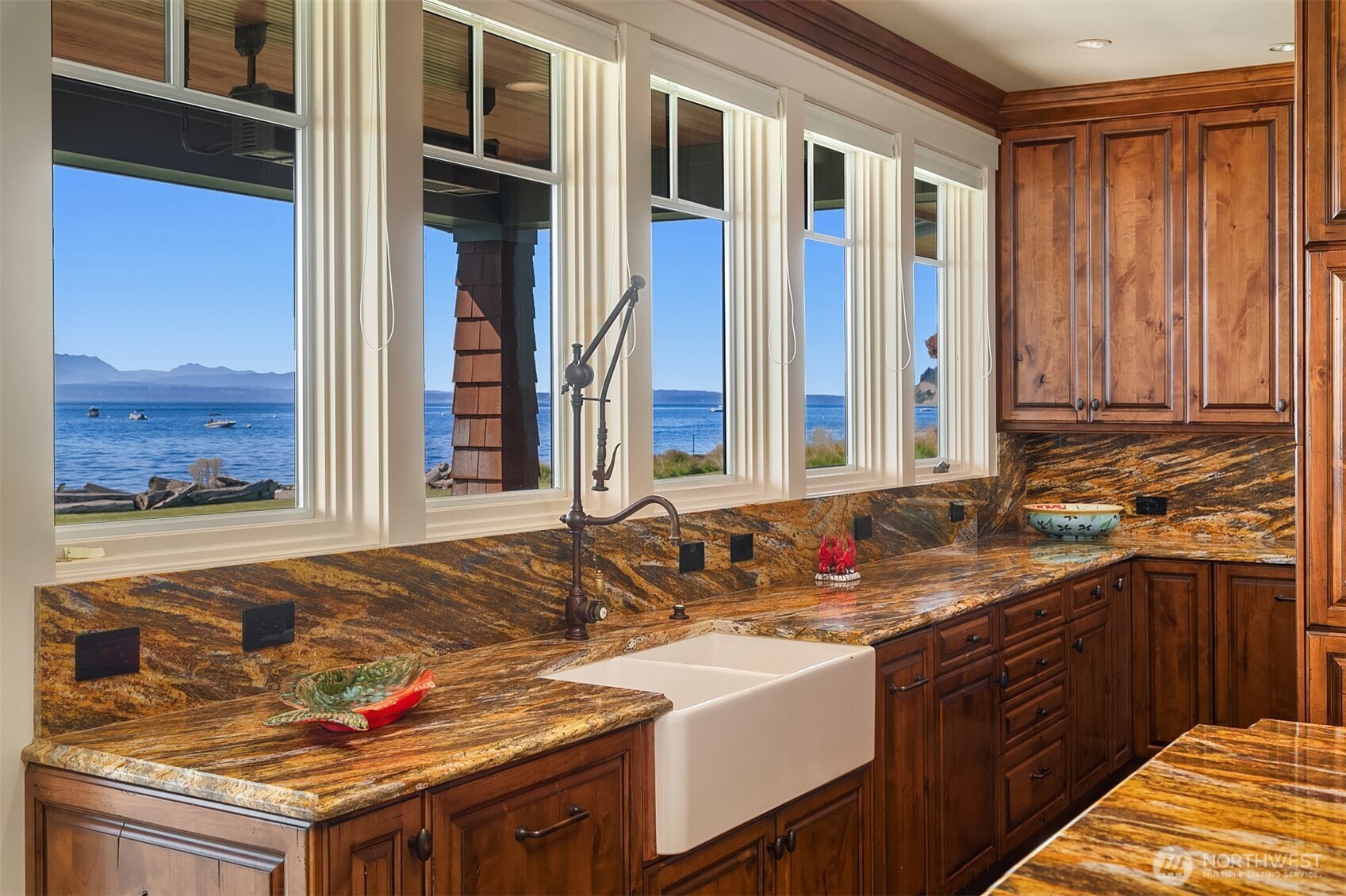 5844 Mutiny Bay Road Freeland WA 98249