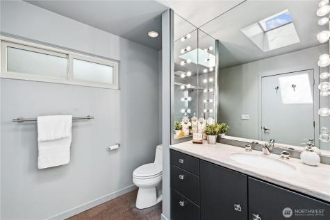 16 Wembley Lane Mercer Island WA 98040
