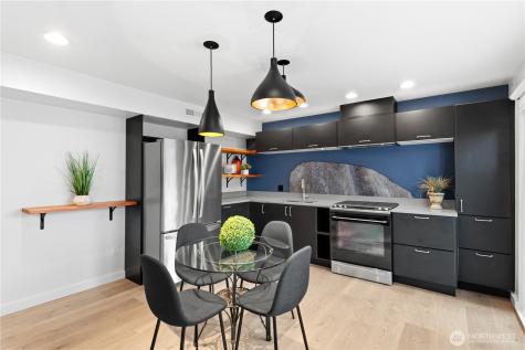 16 Wembley Lane Mercer Island WA 98040