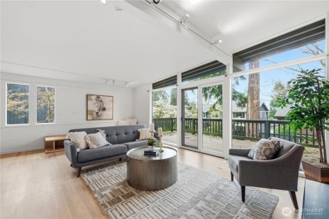 16 Wembley Lane Mercer Island WA 98040