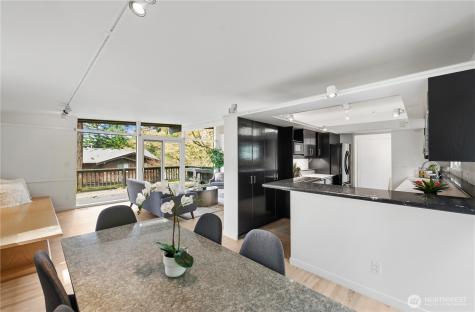 16 Wembley Lane Mercer Island WA 98040