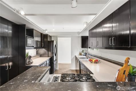 16 Wembley Lane Mercer Island WA 98040
