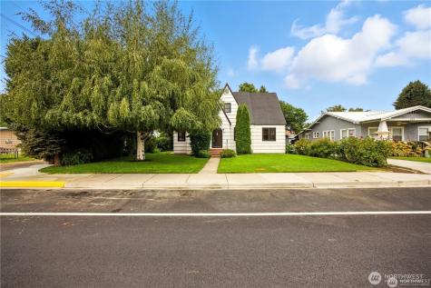 417 N Columbia Street Chelan WA 98816