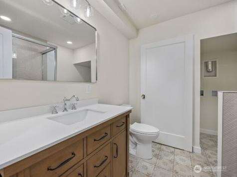 417 N Columbia Street Chelan WA 98816