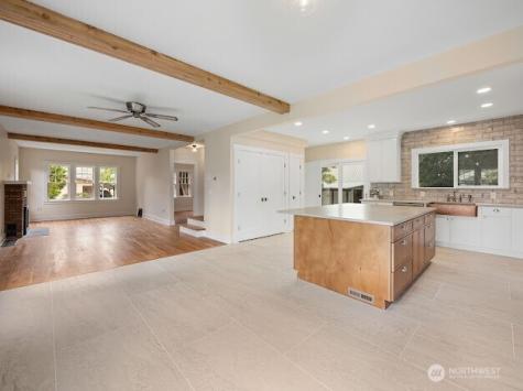 417 N Columbia Street Chelan WA 98816