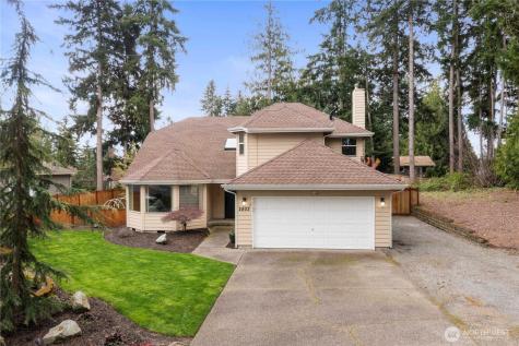 2802 211th Avenue East Lake Tapps WA 98391