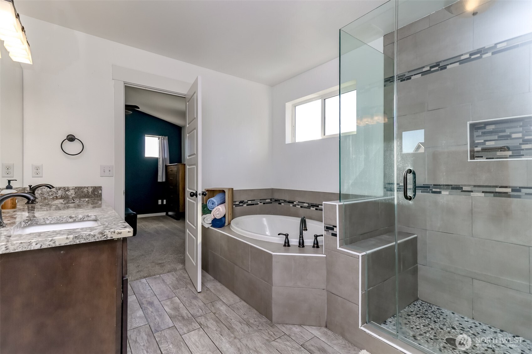 6820 9th Street E Fife WA 98424