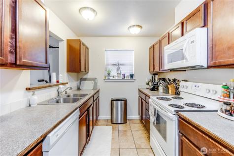 8921 Commercial Street SW Lakewood WA 98498