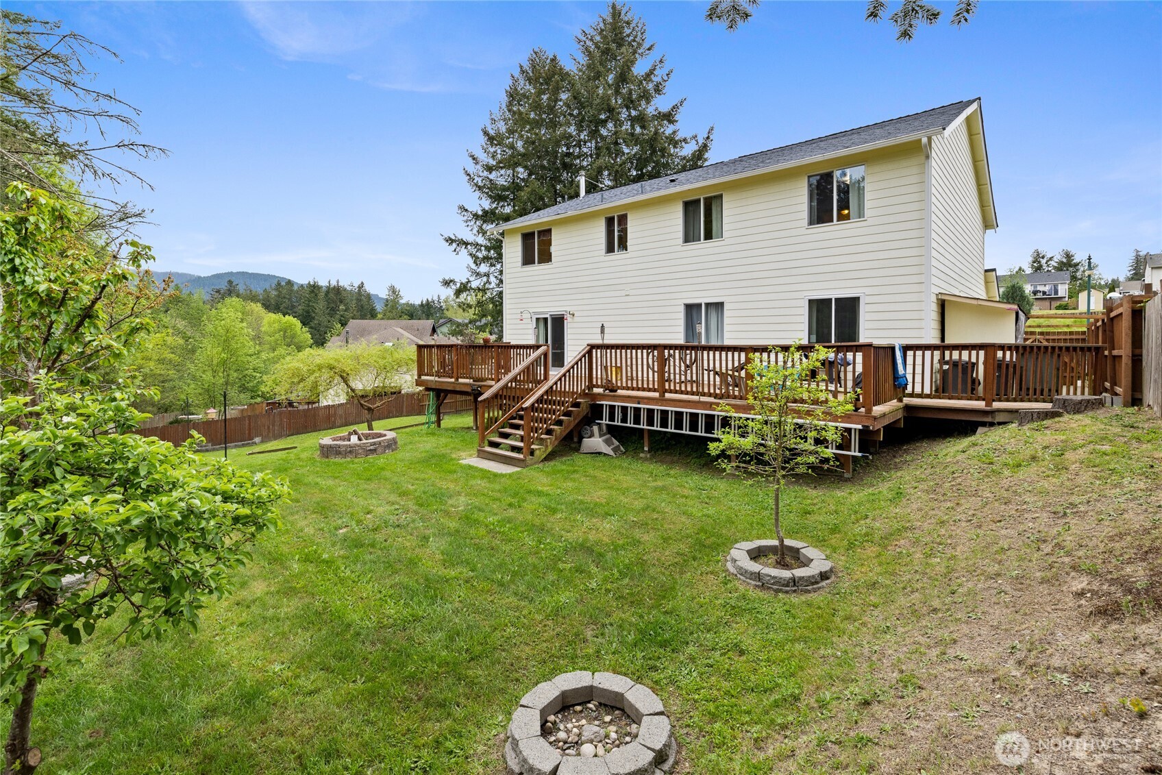 921 Erin Lane W Eatonville WA 98328