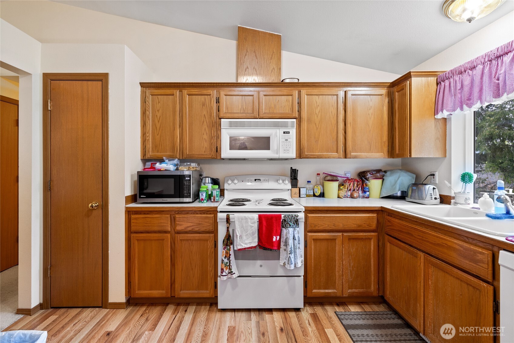 921 Erin Lane W Eatonville WA 98328