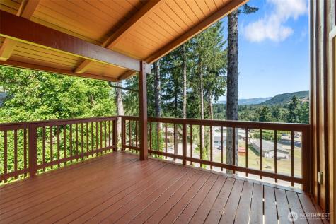 132 Lake Terrace Drive Mossyrock WA 98564