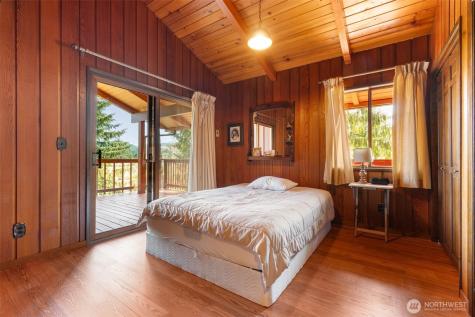 132 Lake Terrace Drive Mossyrock WA 98564