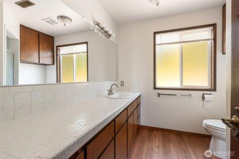 132 Lake Terrace Drive Mossyrock WA 98564