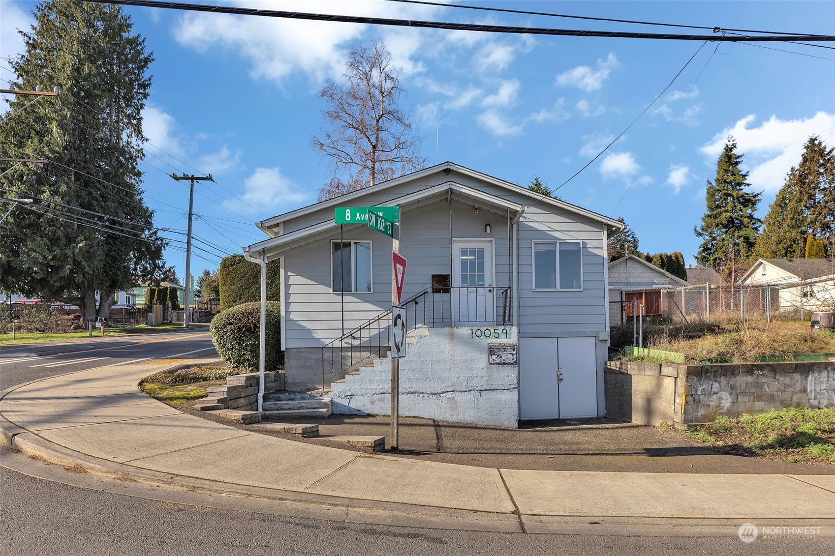10059 8th Avenue SW Seattle WA 98146