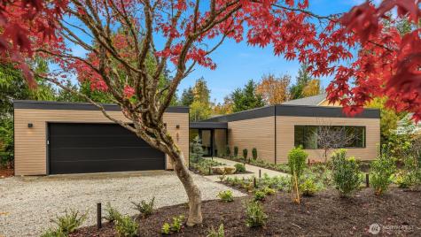 657 Park Avenue NE Bainbridge Island WA 98110