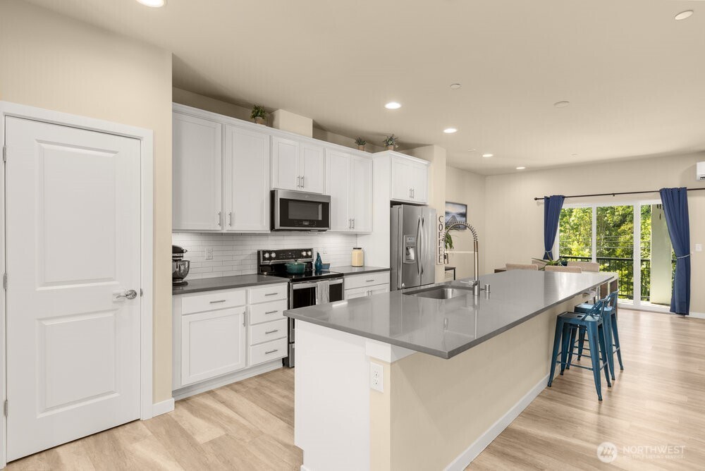 14715 Admiralty Way Lynnwood WA 98087