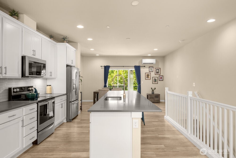 14715 Admiralty Way Lynnwood WA 98087