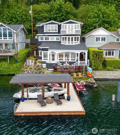 5021 Lakehurst Lane Bellevue WA 98006