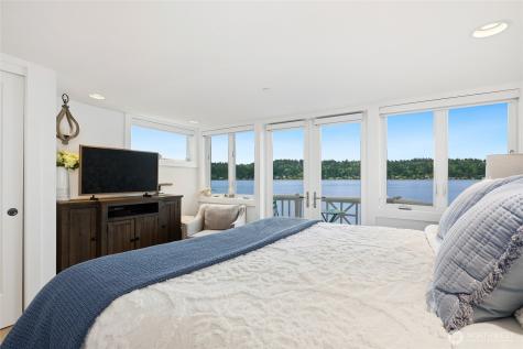 5021 Lakehurst Lane Bellevue WA 98006