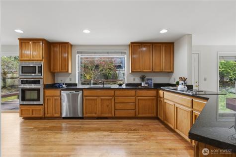 26057 SE 38th Street Sammamish WA 98029