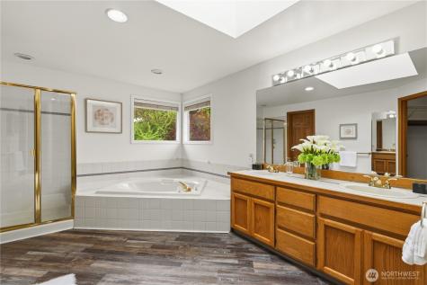 26057 SE 38th Street Sammamish WA 98029