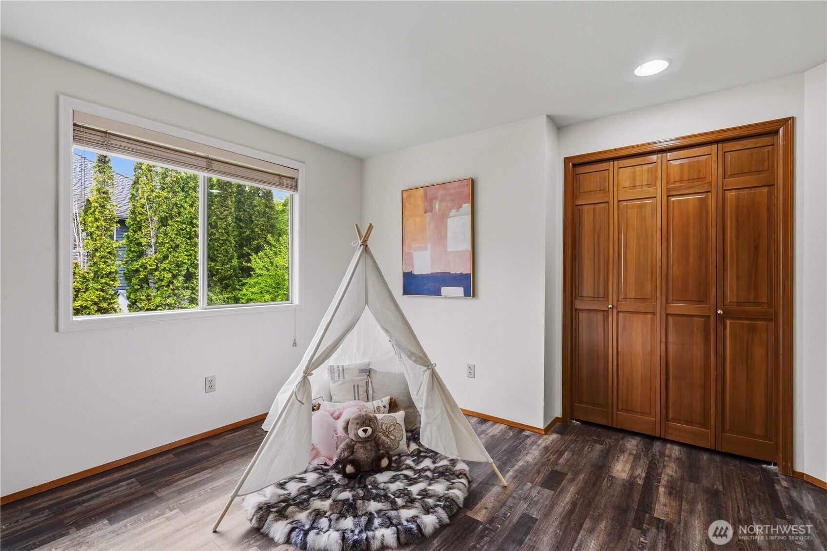 26057 SE 38th Street Sammamish WA 98029