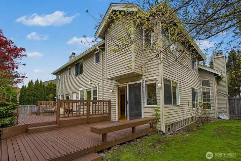 26057 SE 38th Street Sammamish WA 98029